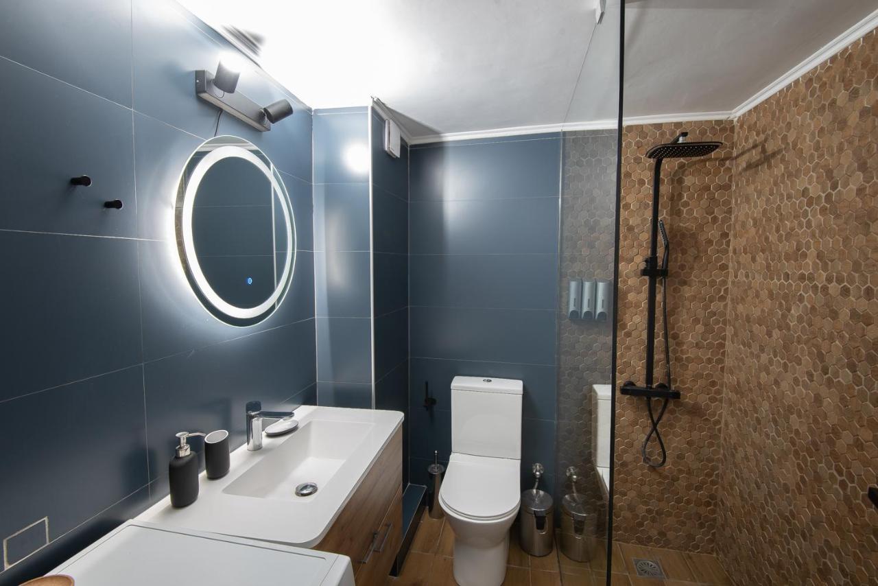 شقة Blue Tourmaline Downtown Flat كالاماتا المظهر الخارجي الصورة